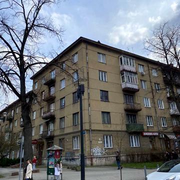 Михайла Грушевського вул., 22