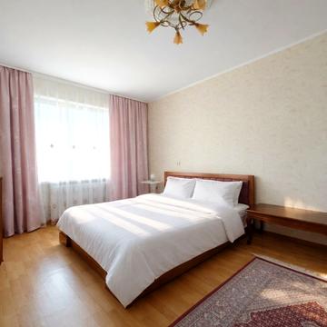 Олександри Екстер вул. (Марини Цвєтаєвої), 5