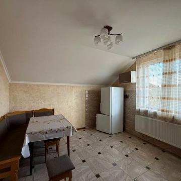 Ольги Хоружинської вул., 8