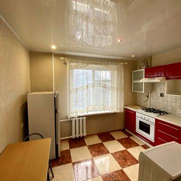 Героїв просп., 45