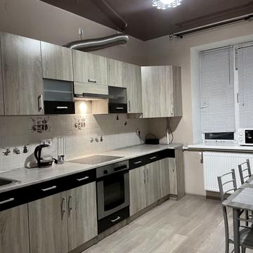 Володимира Івасюка вул., 50