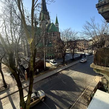 Марка Кропивницького пл., 3