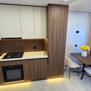 Тролейбусна вул., 3-Б