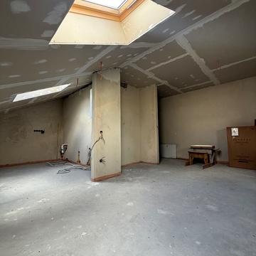 Скарбова вул., 10