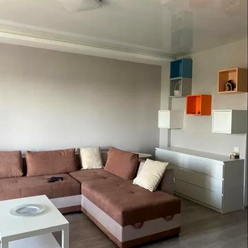 Валерія Лобановського вул., 9