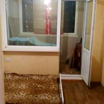 Докучаєва вул., 2