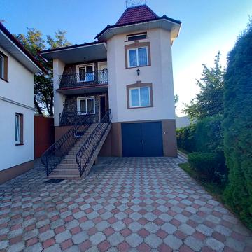 Ореста Криворучка вул., 21-А