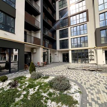 Панаса Мирного вул., (Будинок)