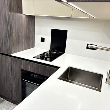 Академіка Єфремова вул. (Командарма Уборевича), 7-А