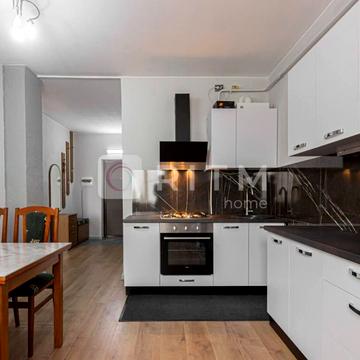 Жовківська вул., (Будинок 2)