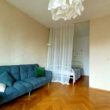 Михайла Омеляновича-Павленка вул. (Суворова), 7