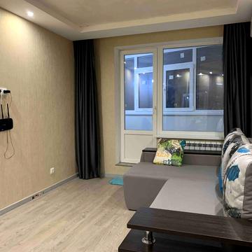 Світла вул., 19