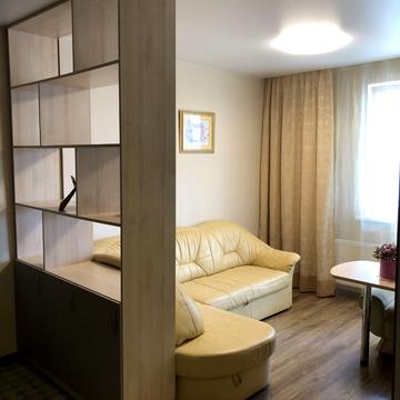 Освіти вул., 16