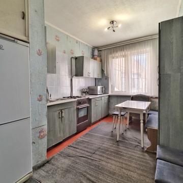 Сонячний мікрорайон вул., 36