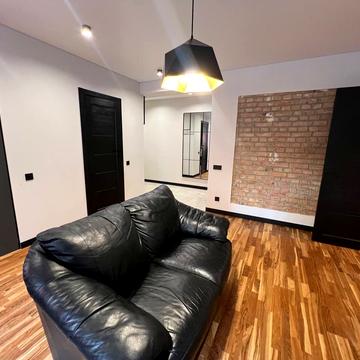 Героїв УПА вул., 10