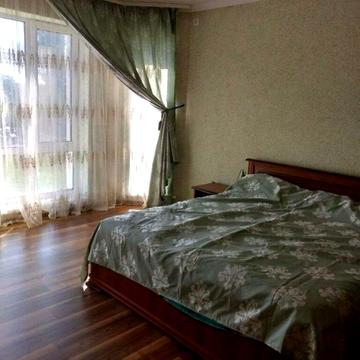 Дніпровська вул. (Калініна)