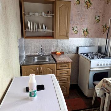 Стеценка вул., 8