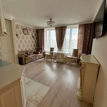 Дніпровська набережна вул., 18-А