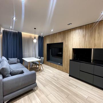 Набережна Перемоги вул., 42