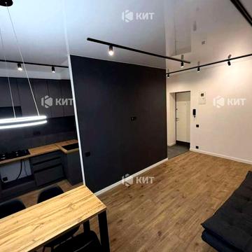 Науки просп. (Леніна), 19