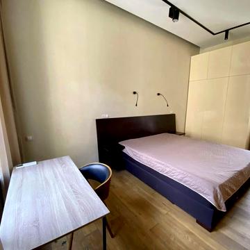 Антоновича вул. (Горького), 24