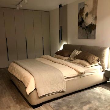 Богдана Хмельницького вул., 39