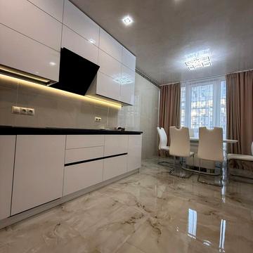 Університетська вул., 3/1