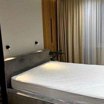 Микільсько-Слобідська вул., 4