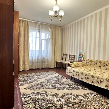 Сімї Глодан вул., 63