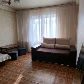 Оболонський просп., 12