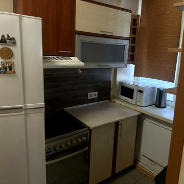 Казарменна вул. (Григорія Андрющенка), 4-Б