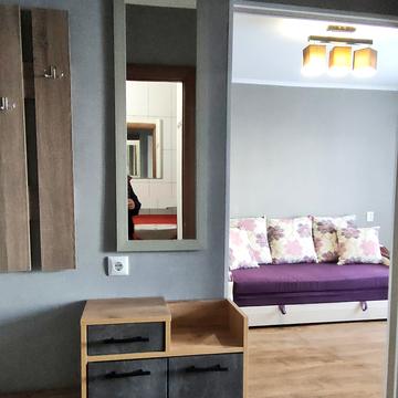 Йорданська вул. (Лайоша Гавро), 24-Б