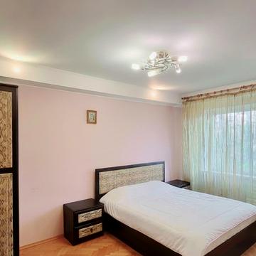 Лісовий просп., 17-А