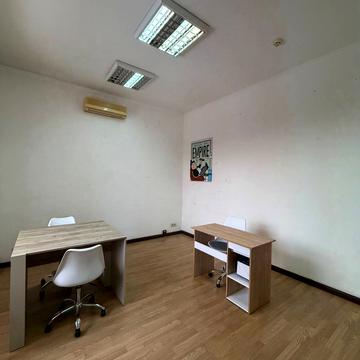 Соборна пл. (Жовтнева), 1-Б