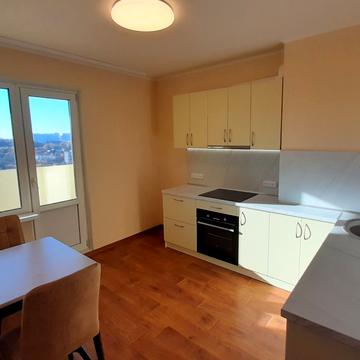 Балтійський пров., 1