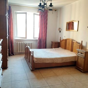 Григорія Ващенка вул., 1