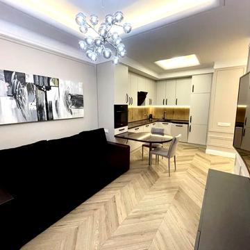 Джона Маккейна вул. (Івана Кудрі), 7