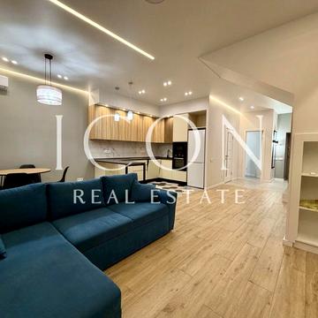 Садова вул., 136