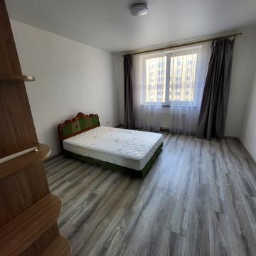 Роксоляни вул., 43б