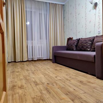 Композитора Лятошинського вул., 14-А