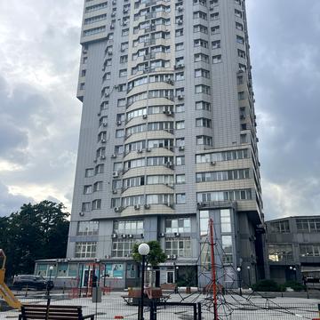 Вадима Гетьмана вул., 1-В