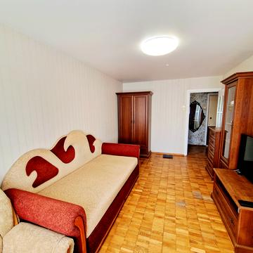 Оболонський просп., 13