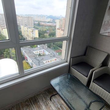 Європейського Союзу просп. (Правди), 41-А