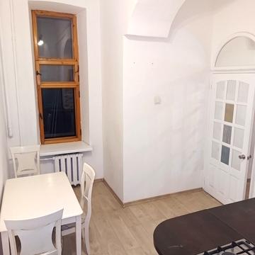 Велика Васильківська вул. (Червоноармійська), 41