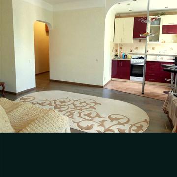 Будівельників вул., 22/11