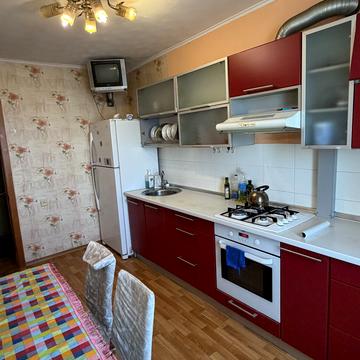 Героїв просп., 14-А