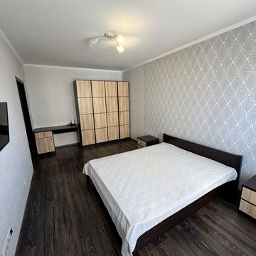 Милославська вул., 2-Б