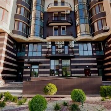 Василя Тютюнника вул. (Анрі Барбюса), 37/1