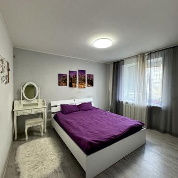 Шодуарівська вул. (Людмили Сталь), 1