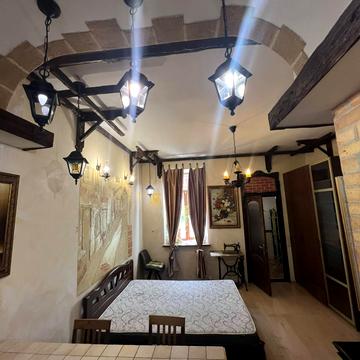 Успенська вул. (Чичерина), 60